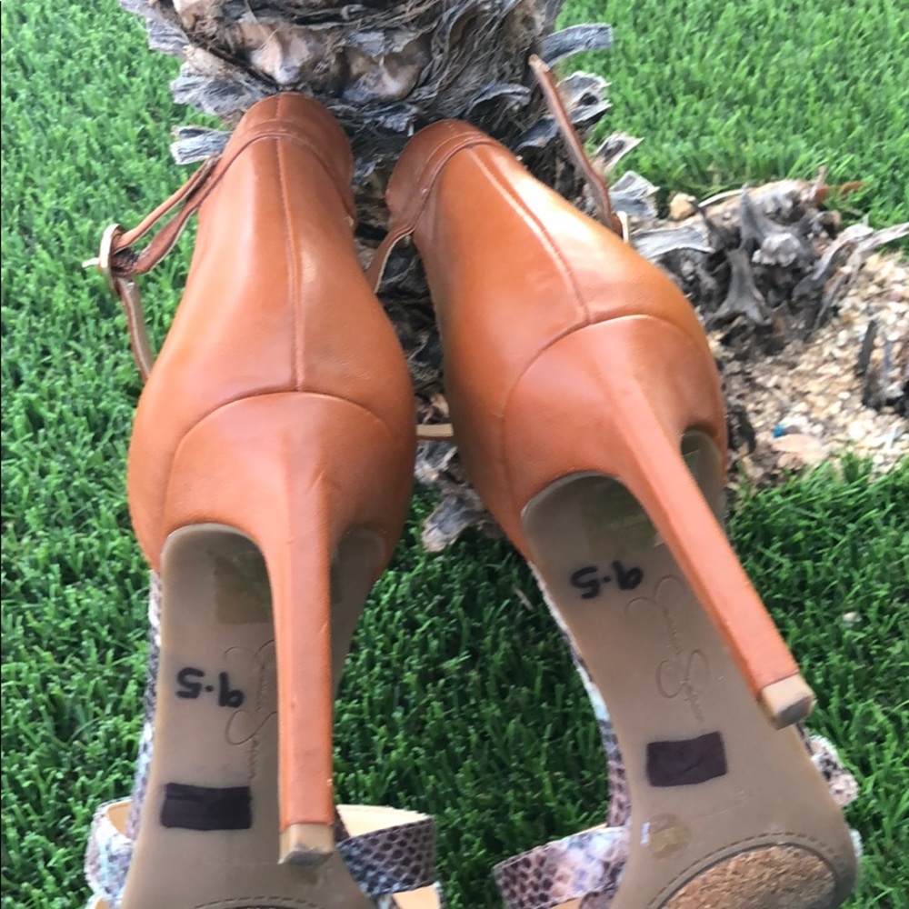 Jessica Simpson Sandals - Picture 2 of 7